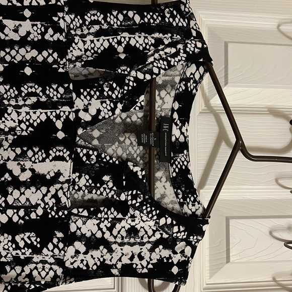 Inc International concepts black and white top - Picture 3 of 6